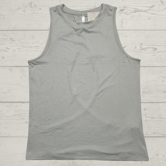 Fabletics Dry-Flex Open Back Tank - Picture 3 of 9